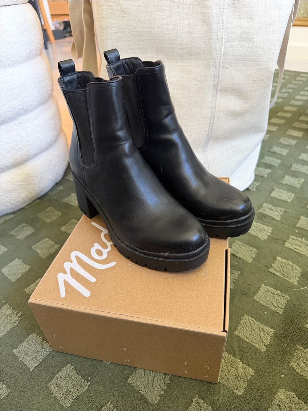 Nine West Black Chunky Heel Chelsea Boots